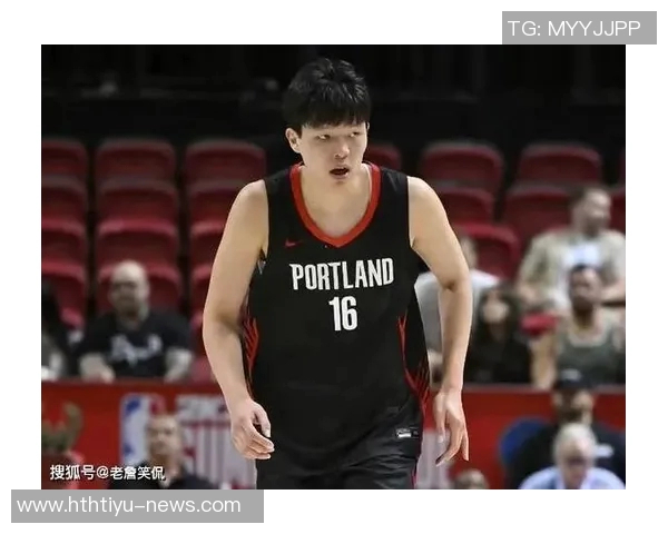 开拓者召回杨瀚森引发热议登上微博热搜榜第二名 开拓者召回杨瀚森引发热议登上微博热搜榜第二名